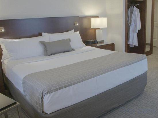 Фото Lord Elgin Hotel