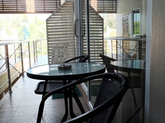 Фото Chilli Hotel & Restaurant