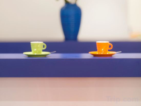 Фото Ibis Styles Vannes Gare Centre