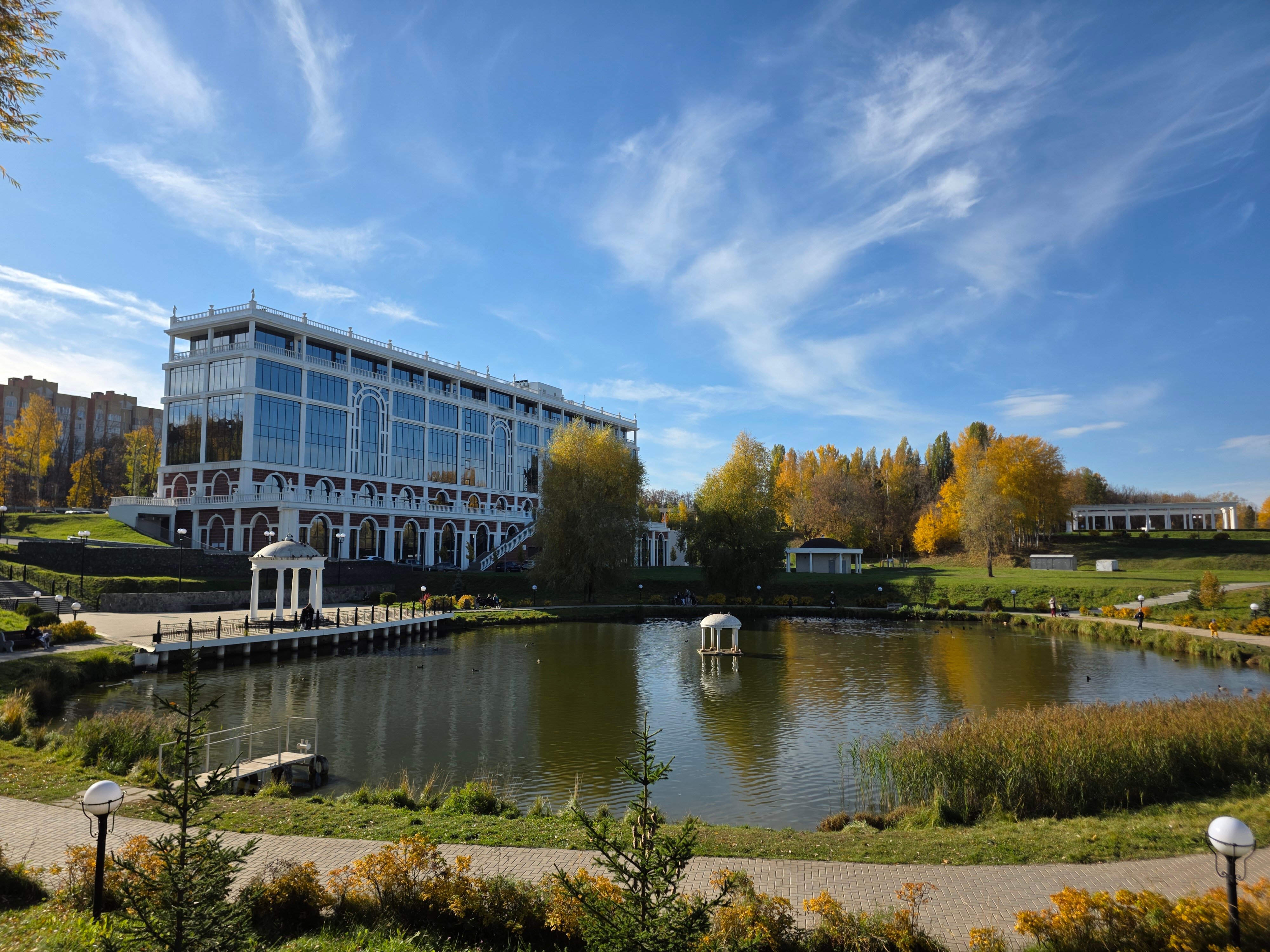 Фото отеля 2