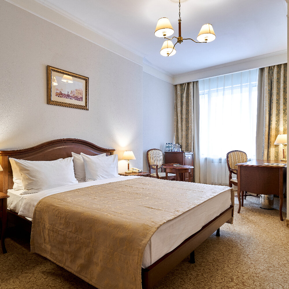 Фото отеля 1