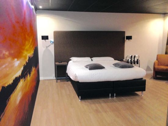 Фото Fletcher Hotel-Restaurant De Korenbeurs