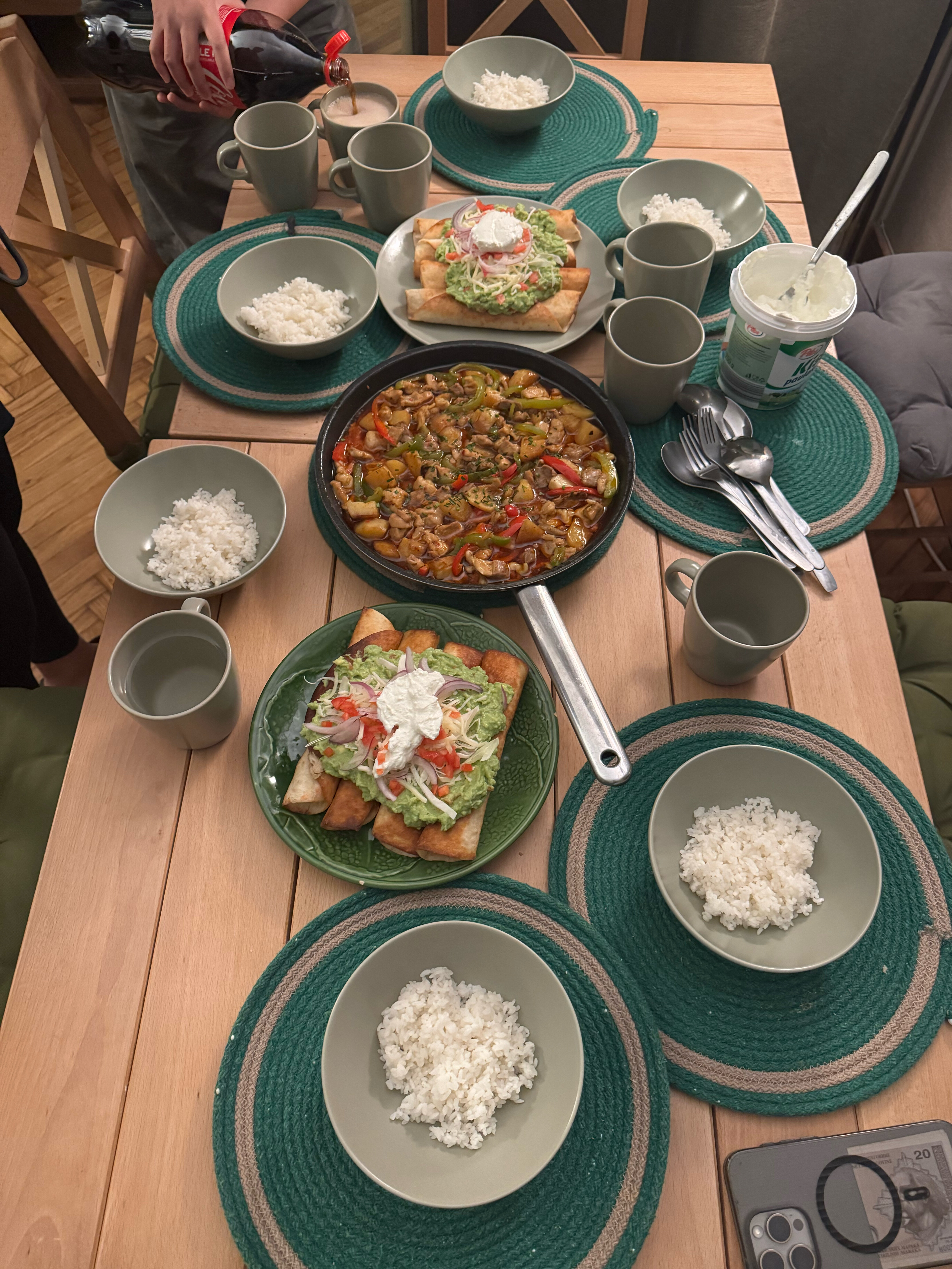 Фото Cabbage Hostel