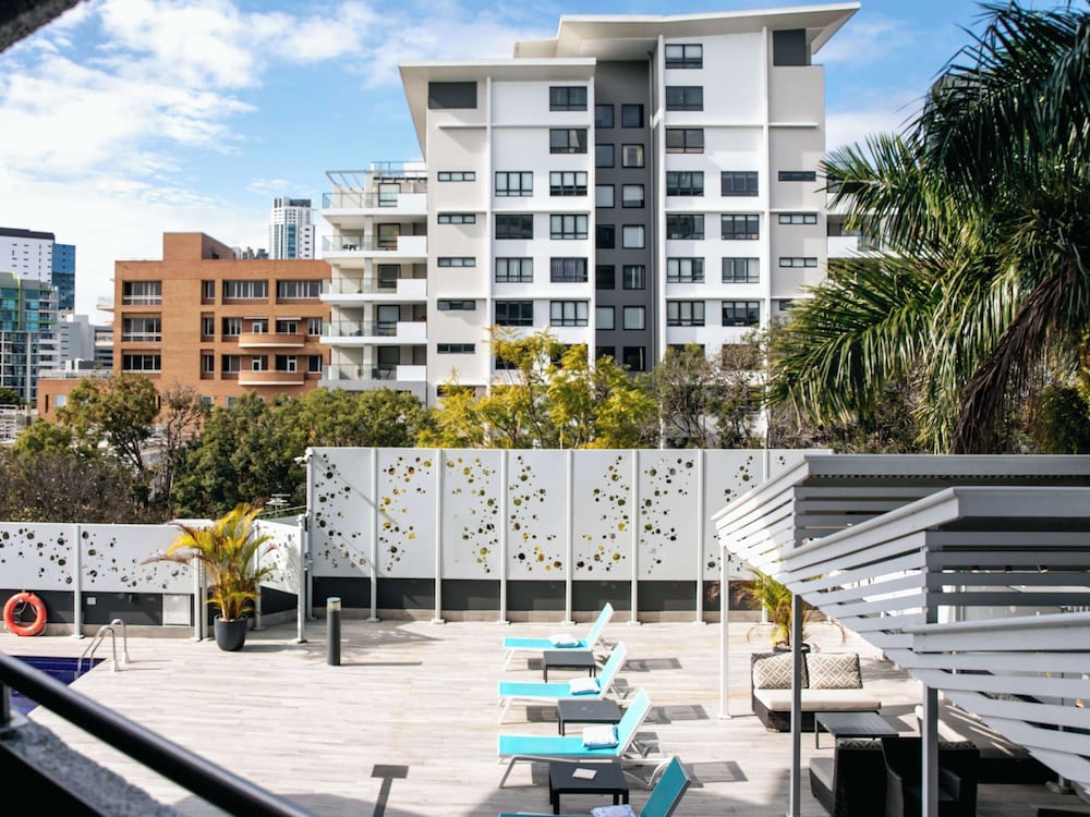 Фото Pacific Hotel Brisbane