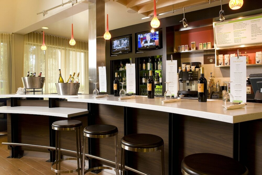 Фото Courtyard by Marriott Sacramento Airport Natomas
