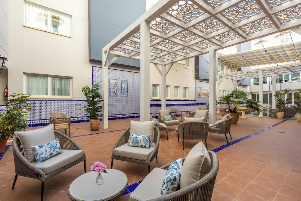 Фото Hesperia Cordoba