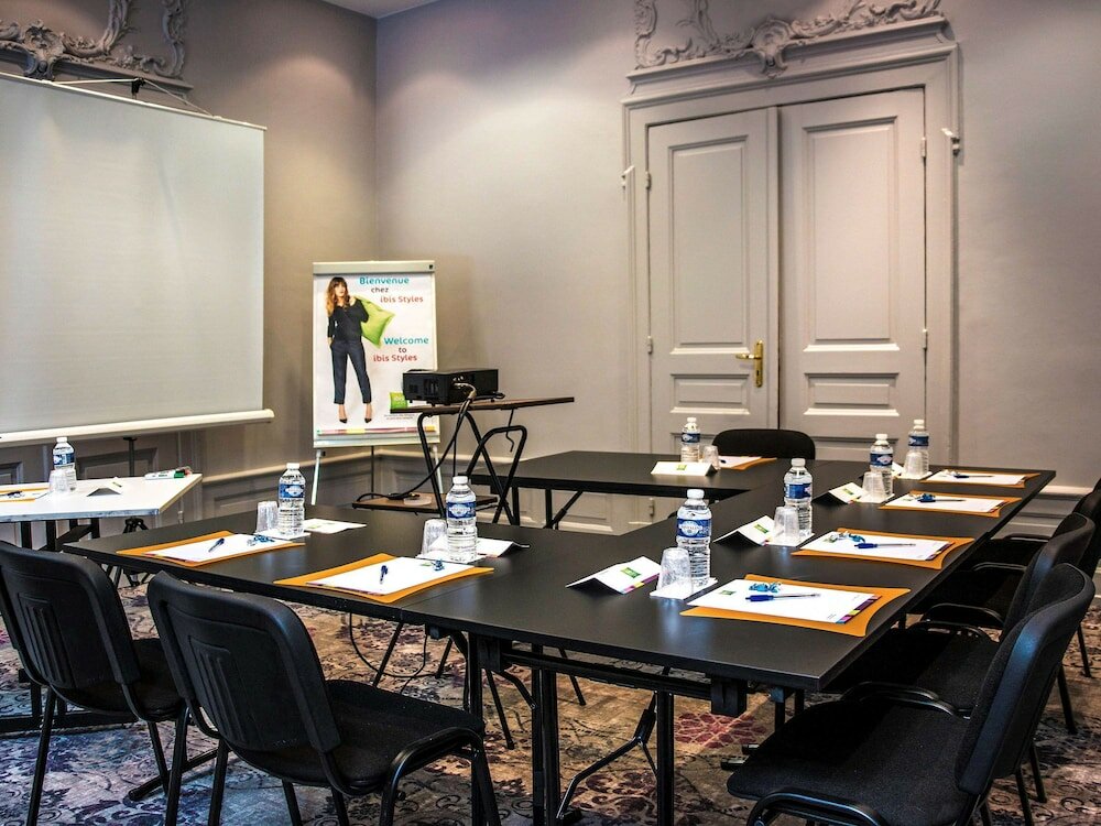 Фото Ibis Styles Metz Centre Gare