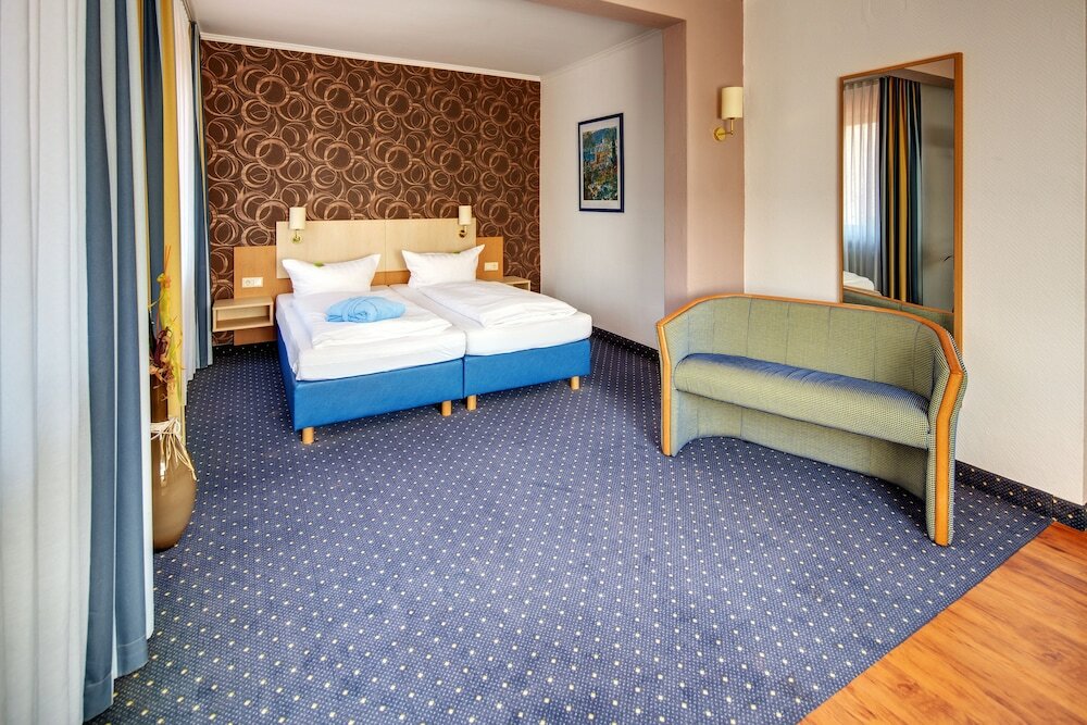 Фото Hotel Am Stadtpark