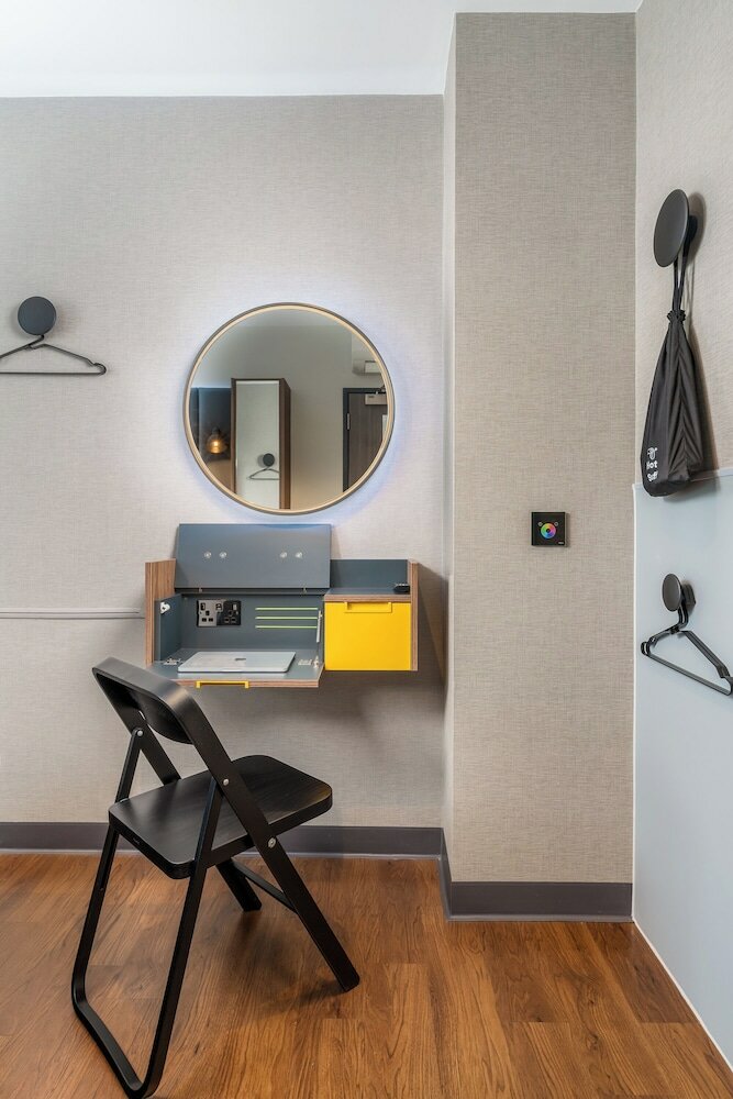 Фото Point A Hotel Edinburgh Haymarket