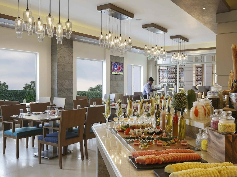 Фото Mercure Chennai Sriperumbudur