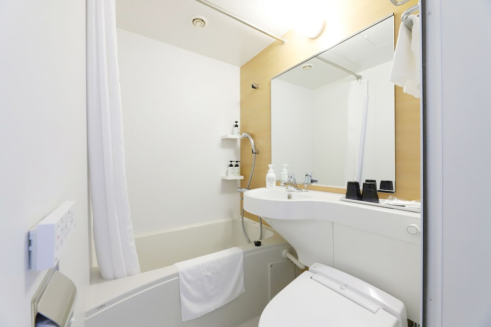 Фото Smile Hotel Shonan Fujisawa