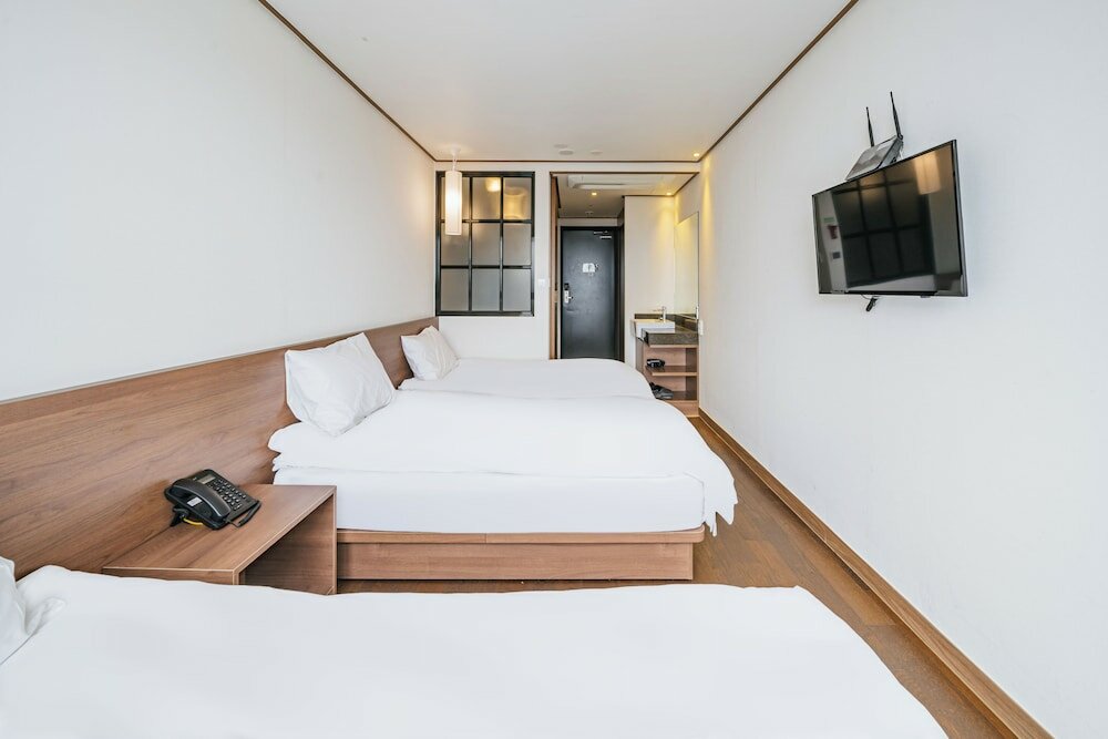 Фото Tamara Jeju Hotel