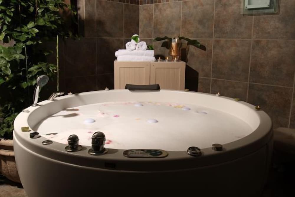Фото Clear Essence California SPA & Wellness Resort