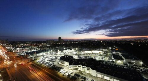 Гостиница Liberty Suites Hotel в Торнхилле
