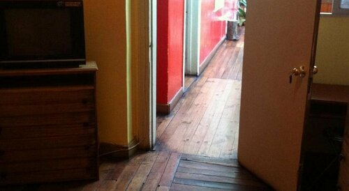 Гостиница Hostal Tricontinental в Вальпараисо