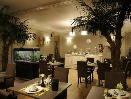 Гостиница Hotel Castel в Генте