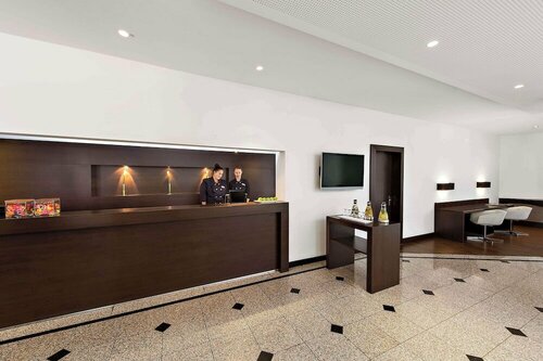 Гостиница Nh Mannheim-Viernheim в Фирнхайме