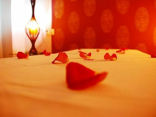 Гостиница Hotel Nevis Wellness & SPA в Орадя