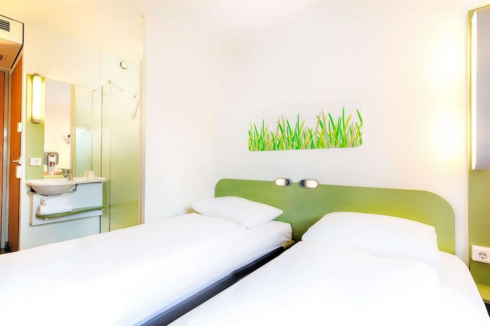 Фото B&b Hotel Amsterdam-Zaandam