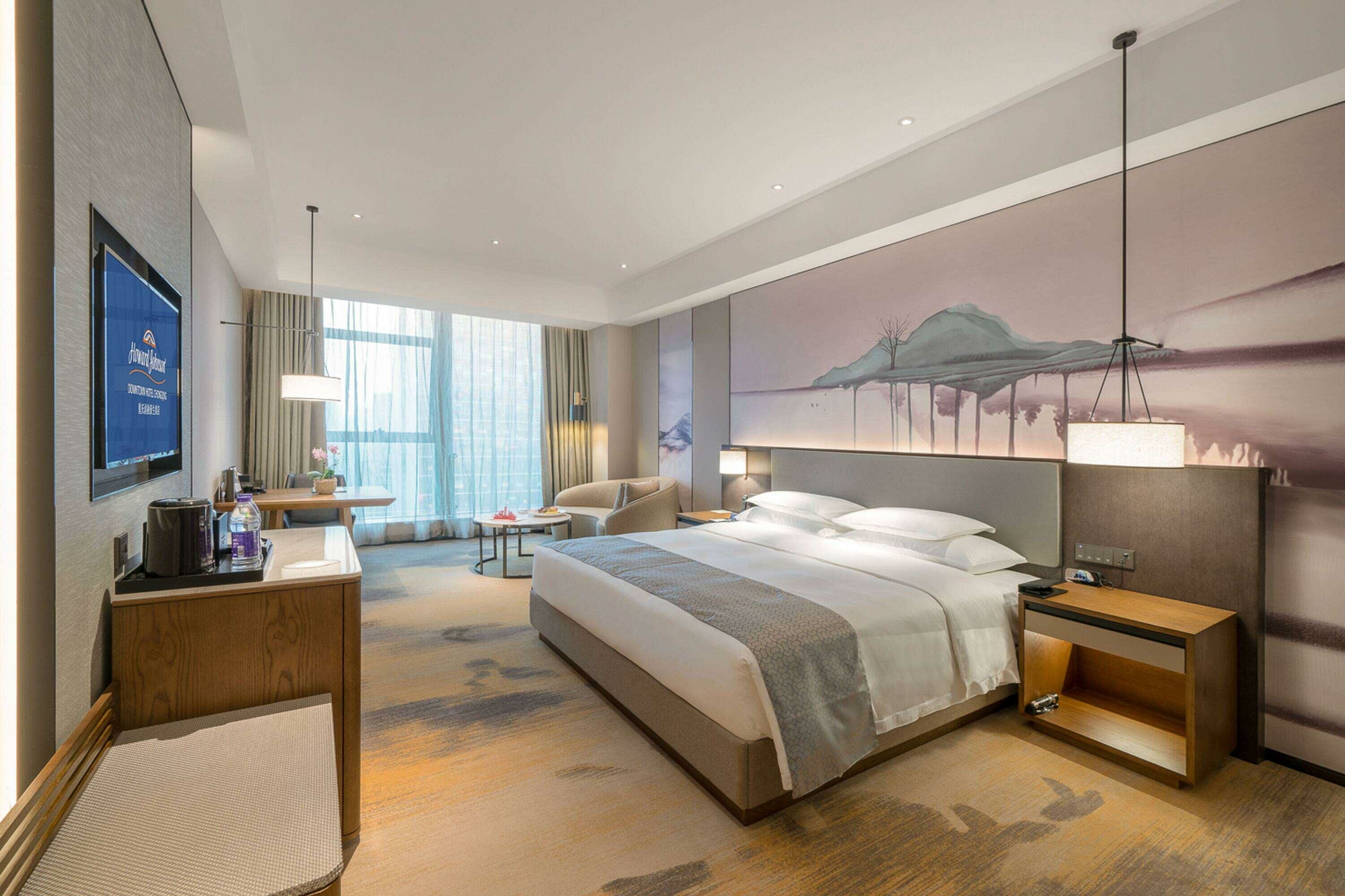 Фото Howard Johnson Wyndham Downtown Hotel Chongqing