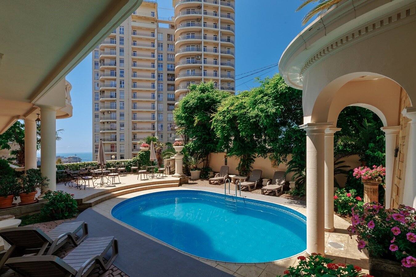 Фото Грейс Наири