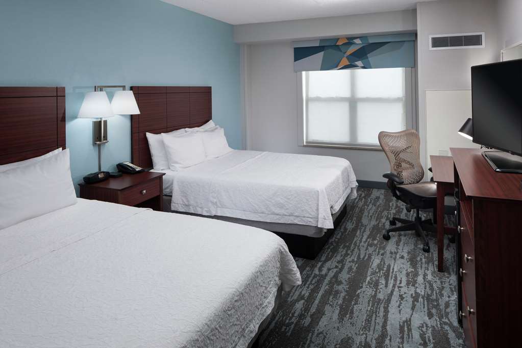 Фото Hampton Inn & Suites Oklahoma City-Bricktown
