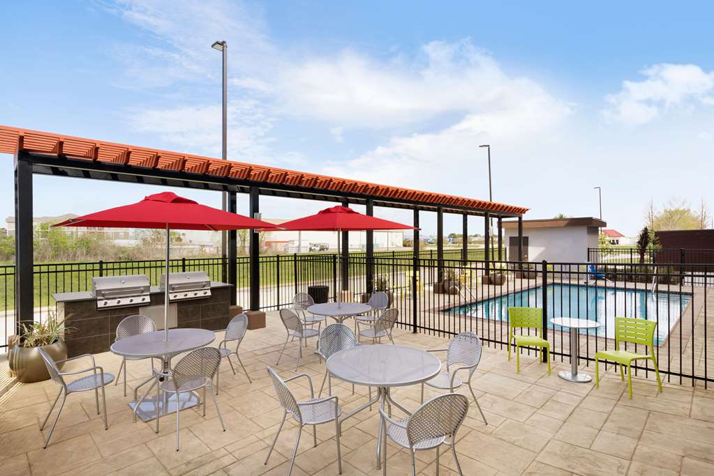 Фото Home2 Suites by Hilton Baton Rouge