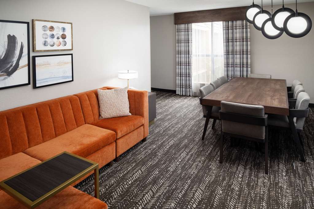 Фото Embassy Suites by Hilton Orlando North