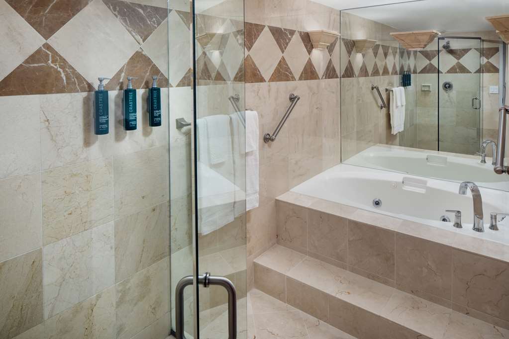 Фото Hilton Chicago/Northbrook