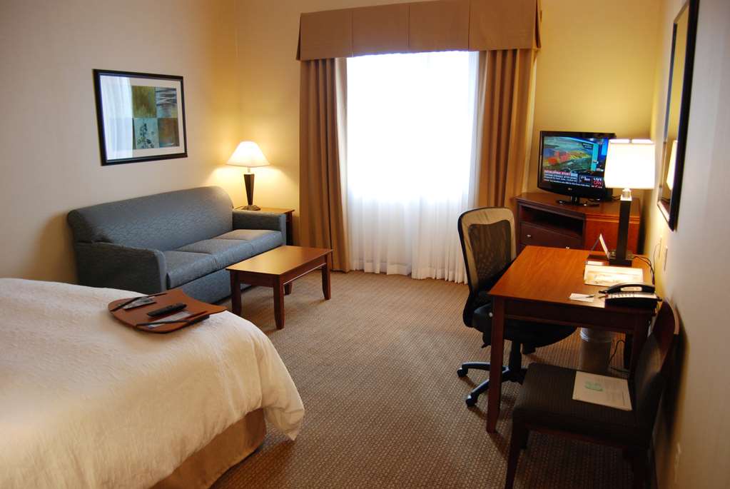 Фото Hampton Inn & Suites Folsom