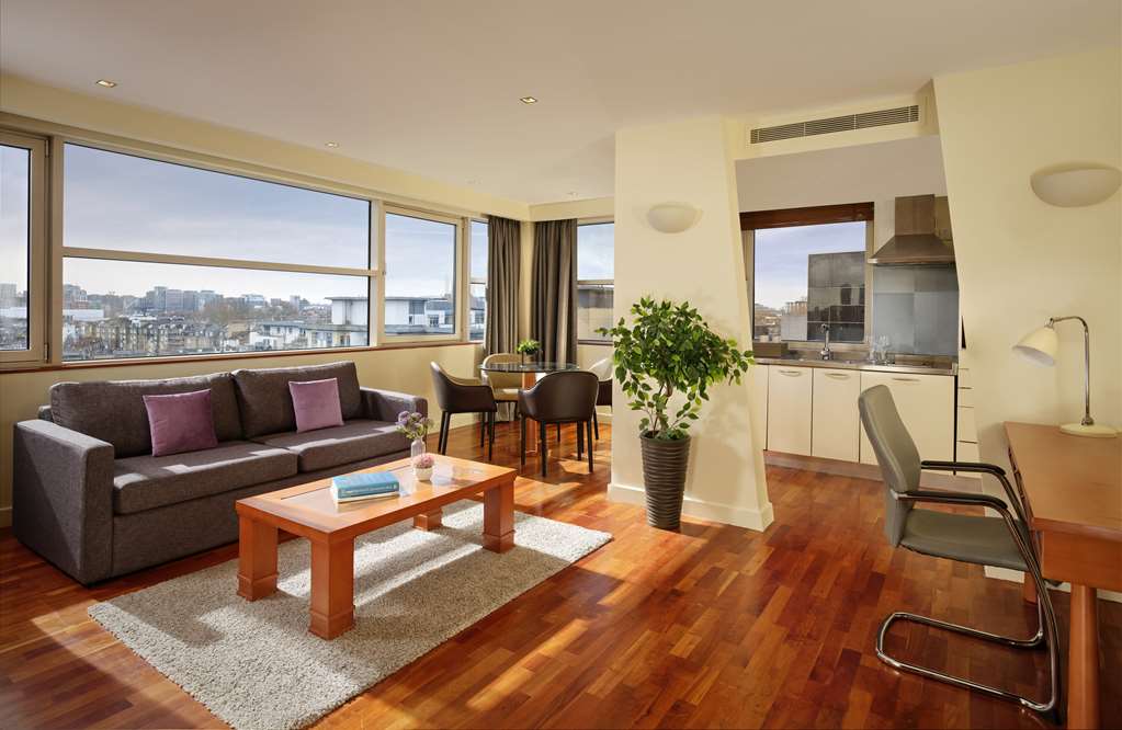 Фото Park Plaza Victoria London