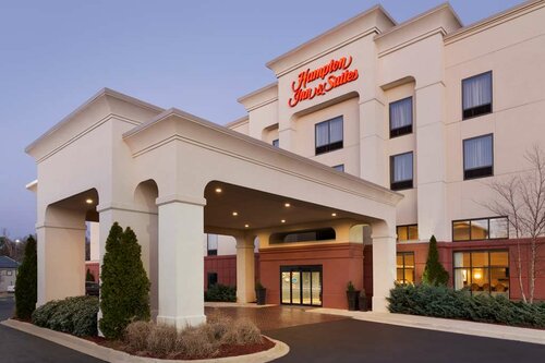 Гостиница Hampton Inn & Suites Birmingham Airport Area в Бирмингеме