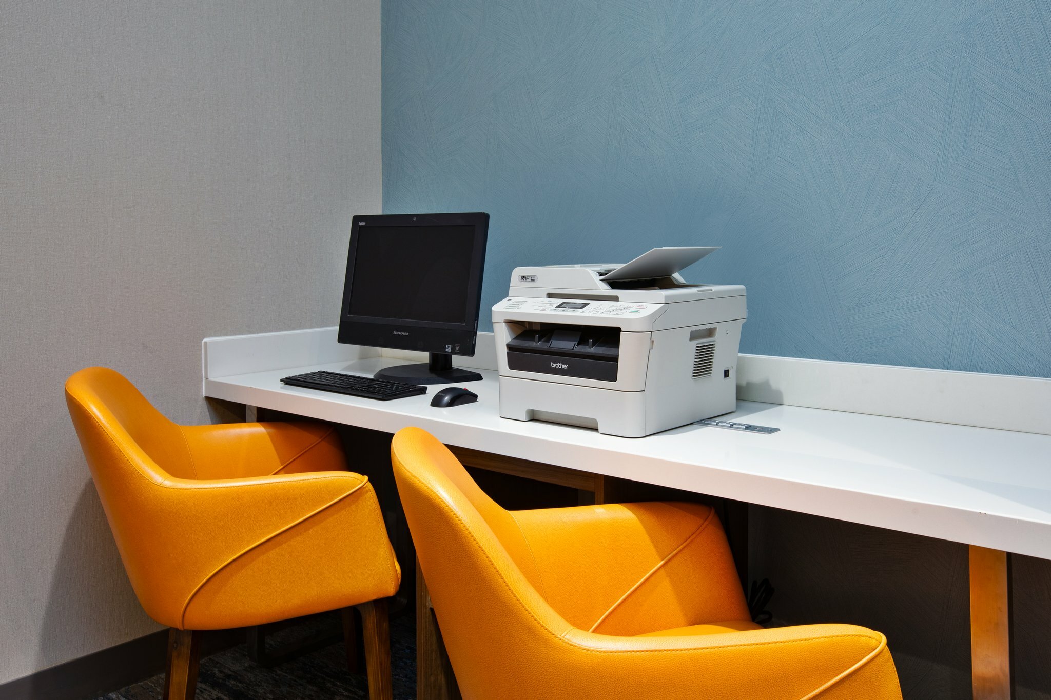 Фото Holiday Inn Express Fremont, an Ihg Hotel