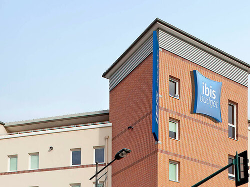 Гостиница Ibis budget Mantes-la-Jolie Sully в Мант-ла-Жоли