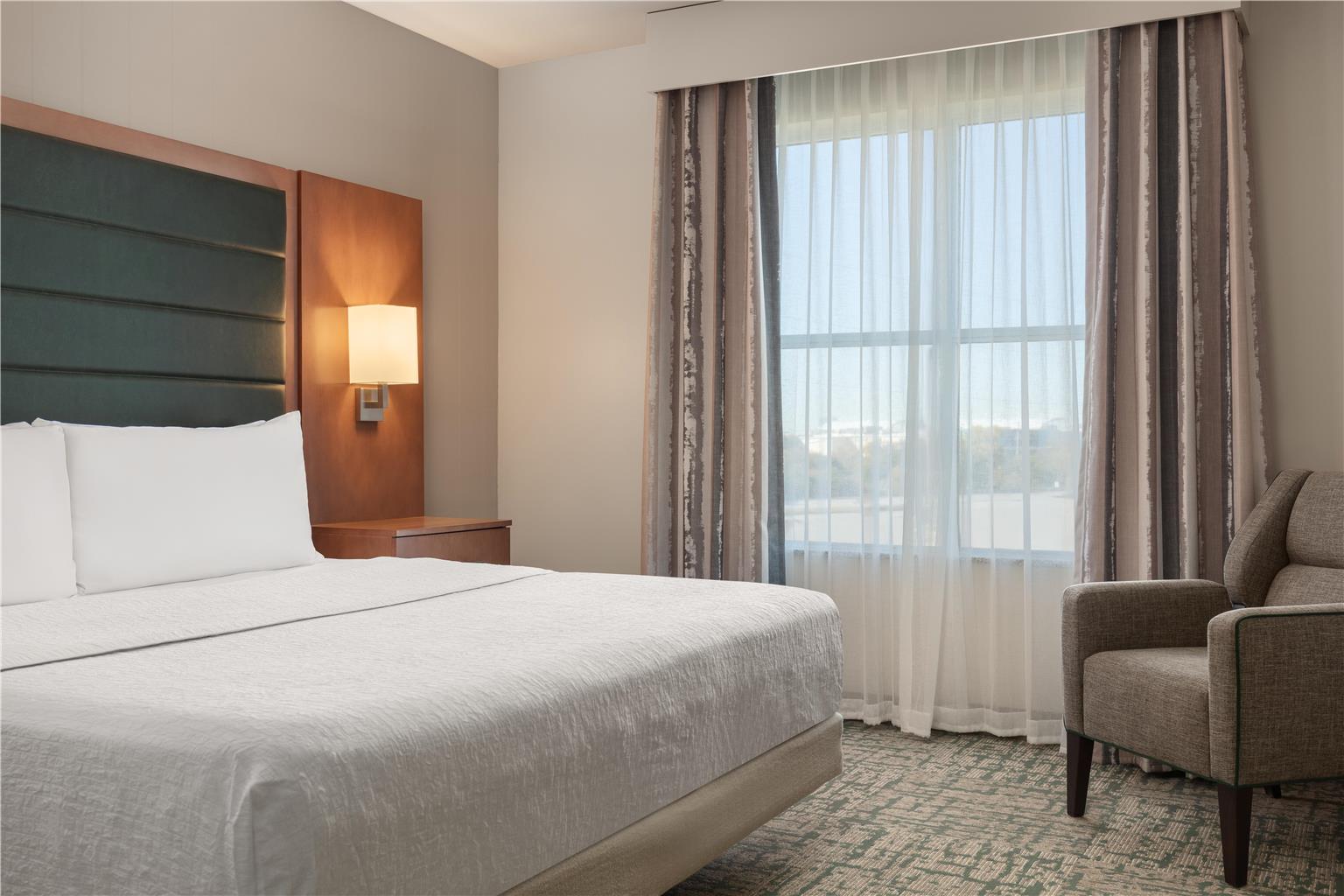 Фото Homewood Suites by Hilton TechRidge Parmer @ I-35