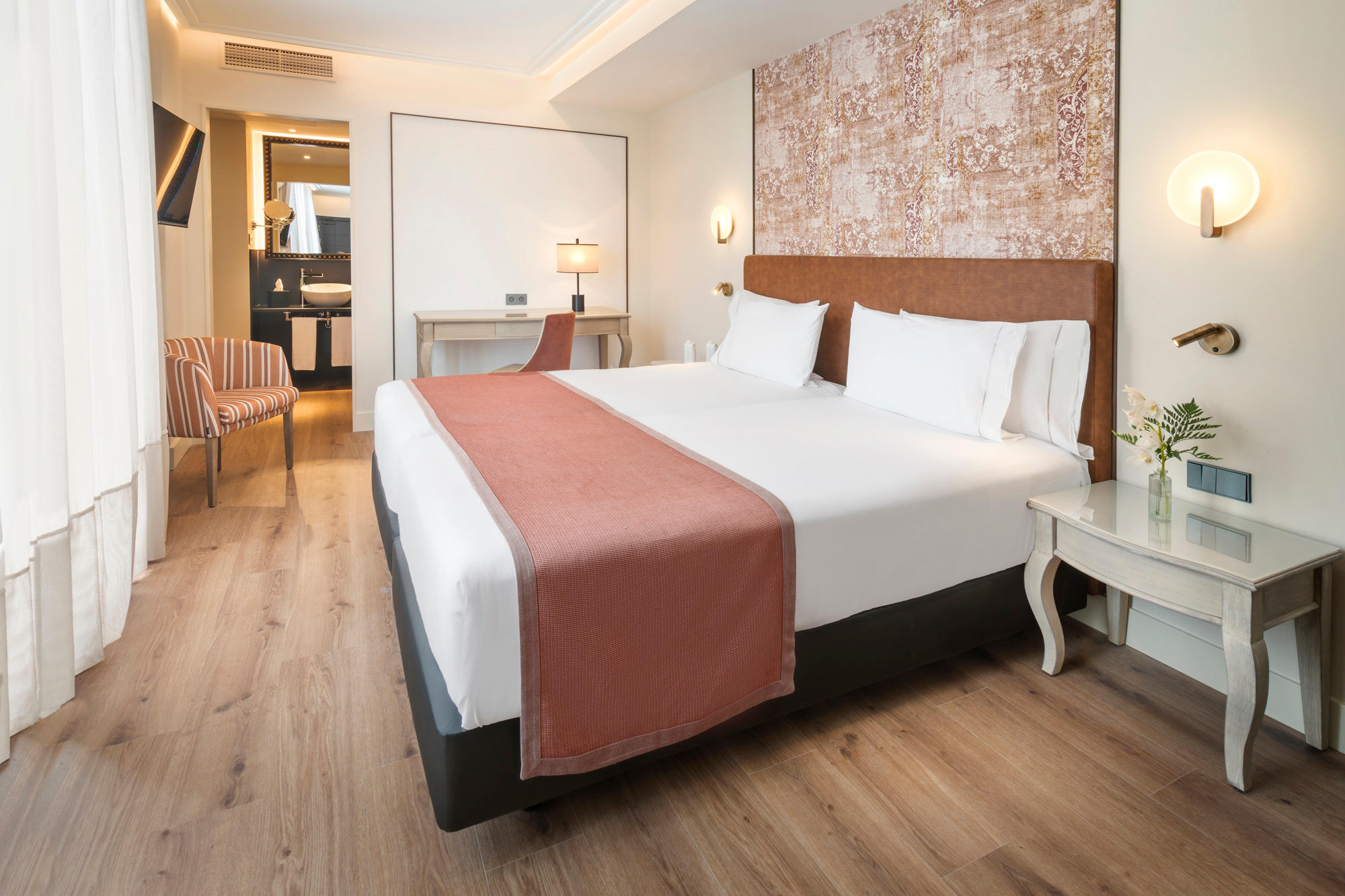 Фото Eurostars Sevilla Boutique