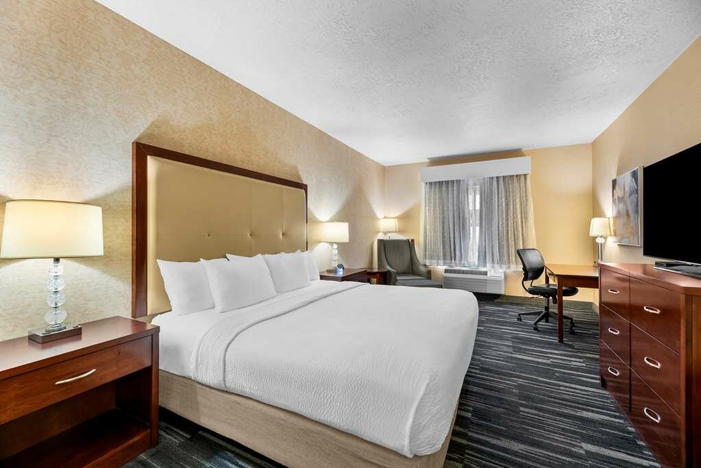 Фото Best Western Plus Abbey Inn