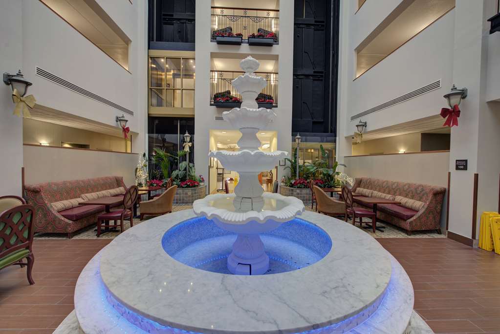 Фото Hampton Inn & Suites Rockville Centre