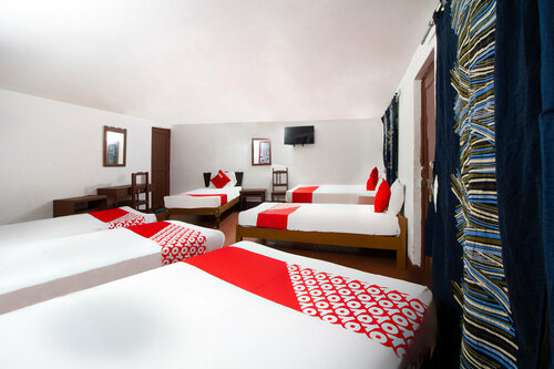 Гостиница Hotel Brazil в Гвадалахаре