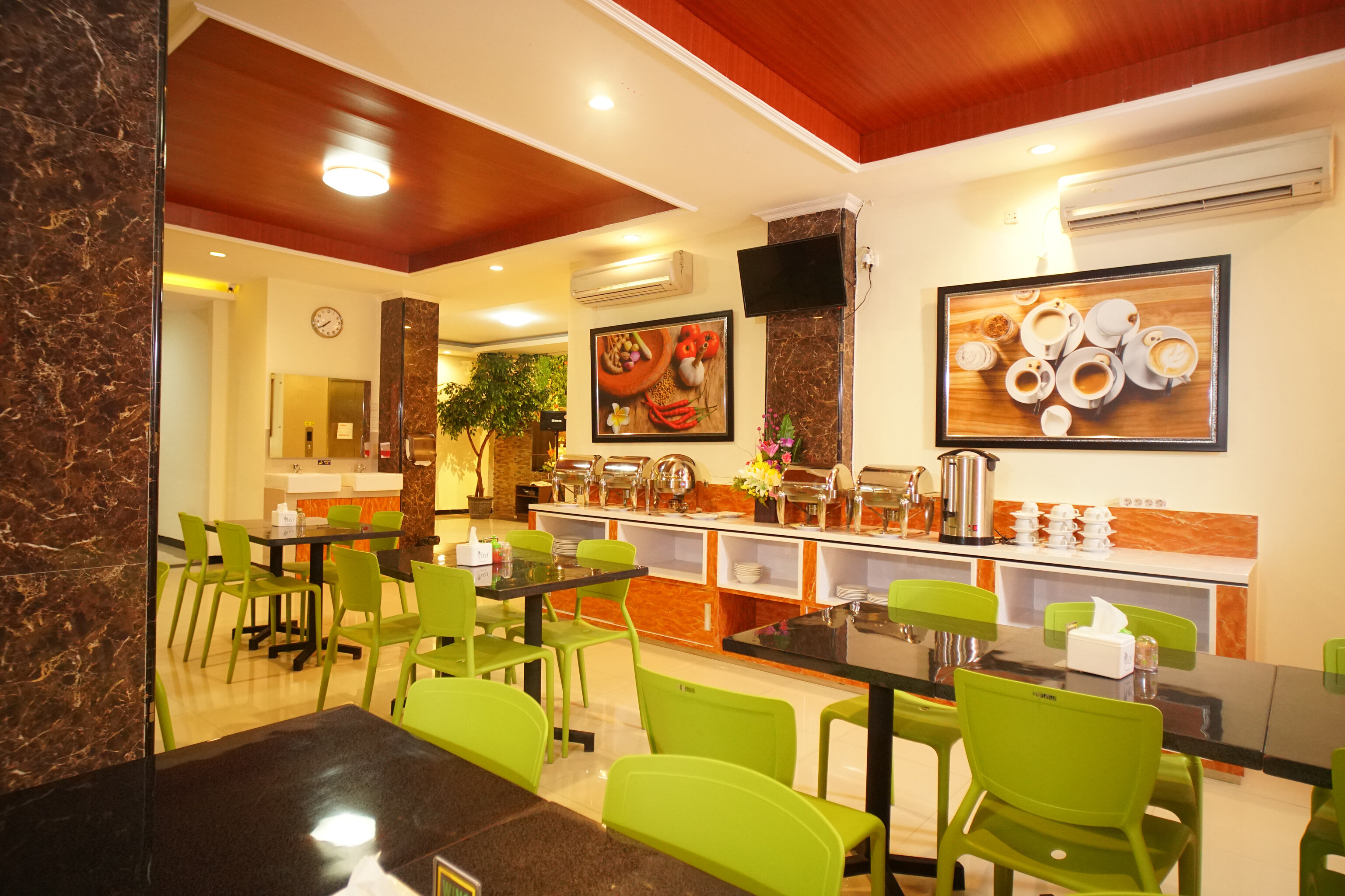 Фото Oyo 147 Hotel Winer