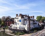 Thames Riviera Hotel