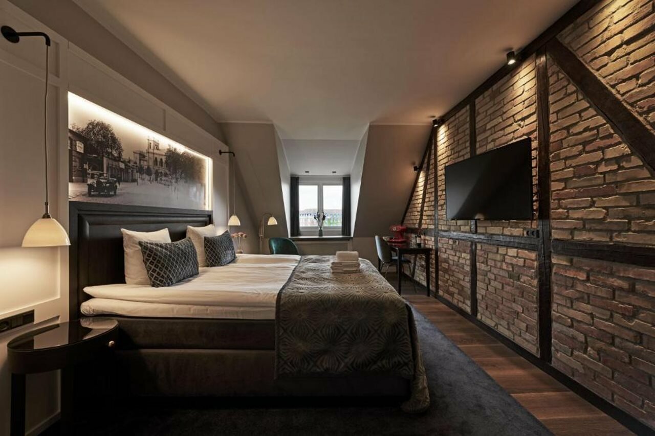 Фото Ascot Hotel