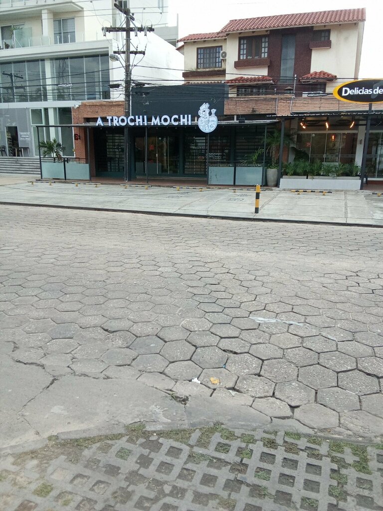 Restaurant Trochi Mochi by Trosh, Santa Cruz de la Sierra, photo