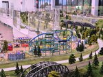 Small Worlds (Ghaf Avenue, 1P), amusement park
