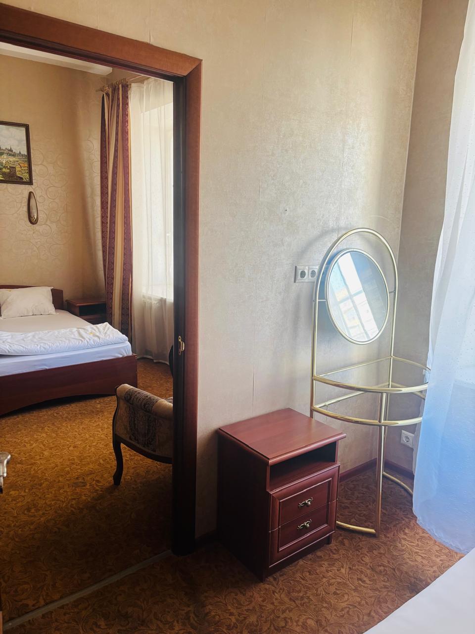 Фото Сова на Преображенской площади