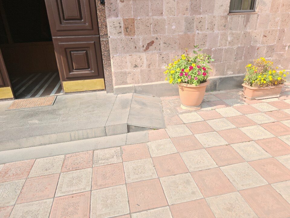 ATM Amio, Yerevan, photo