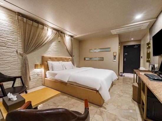 Фото Urban Hotel & Golf