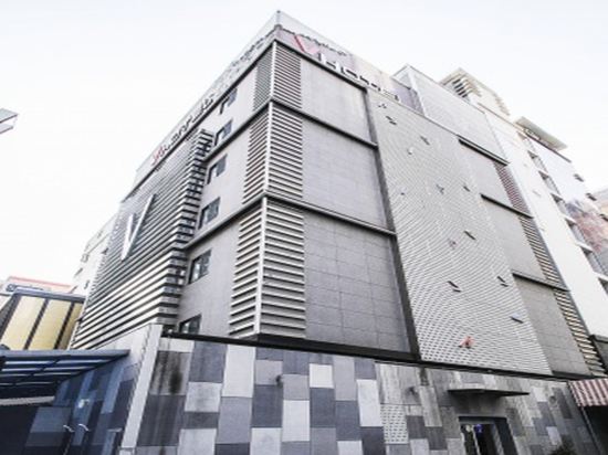 Фото 87416171702