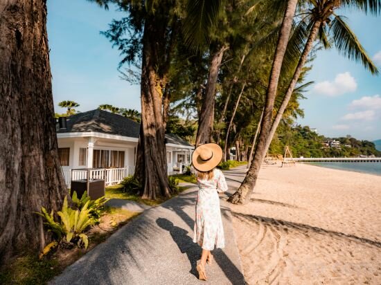 Фото Thavorn Beach Village Resort & SPA