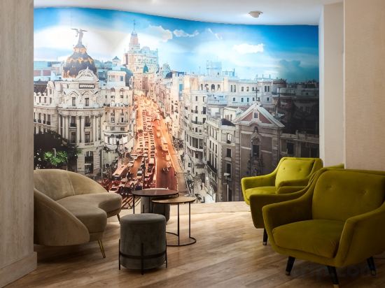 Фото Hotel Puerta de Toledo